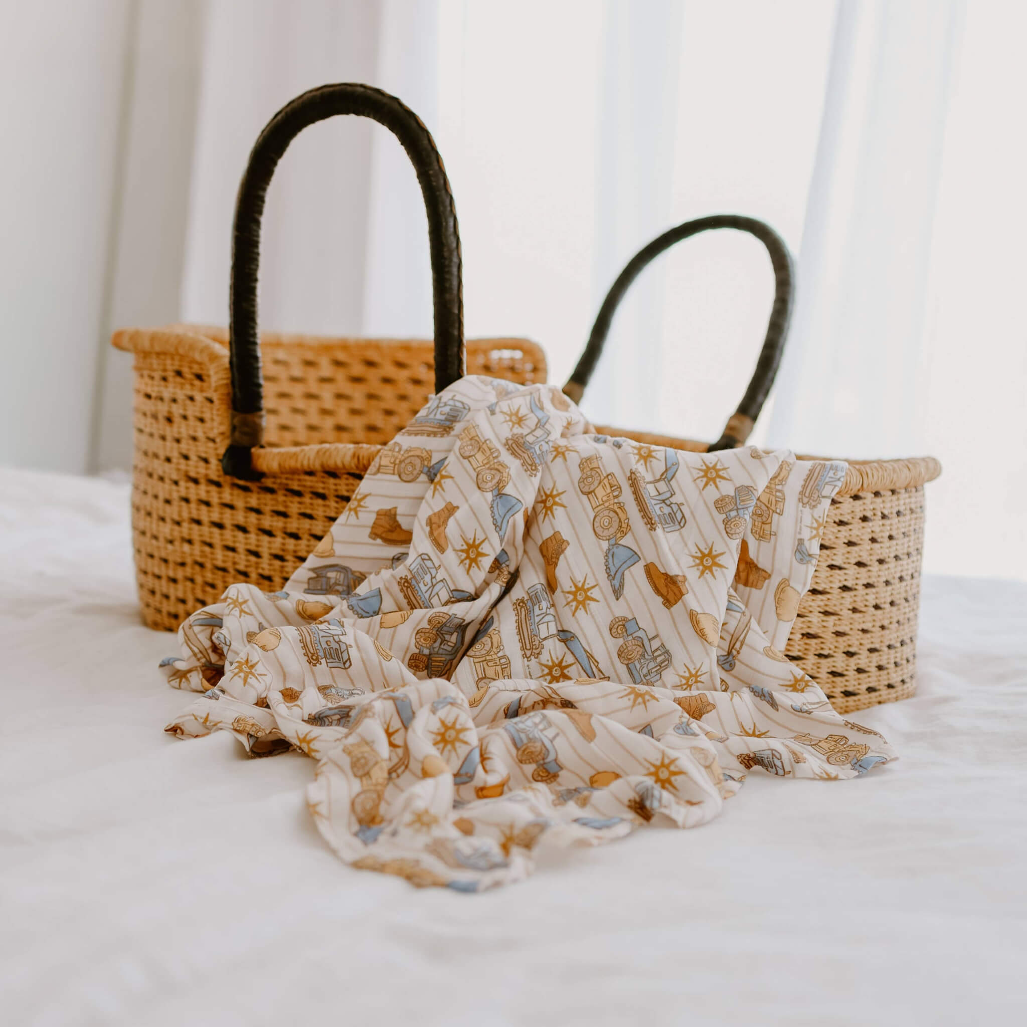 Mini Machine Baby Wrap – Buttery Soft Lightweight Swaddle Blanket