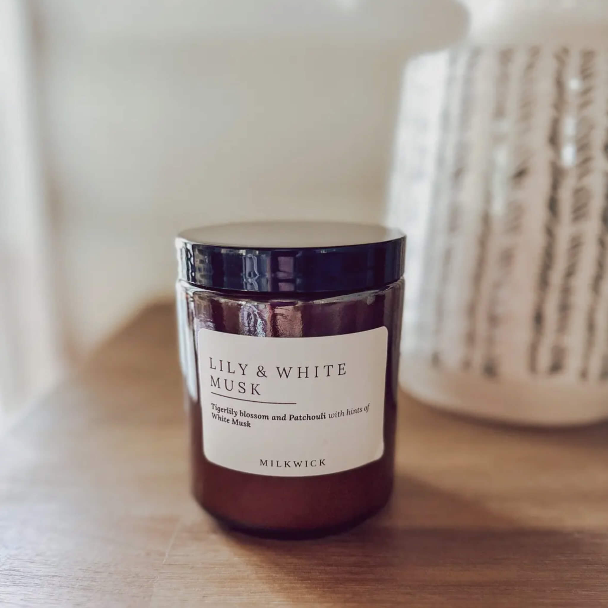Scented Candle Lily & White Musk