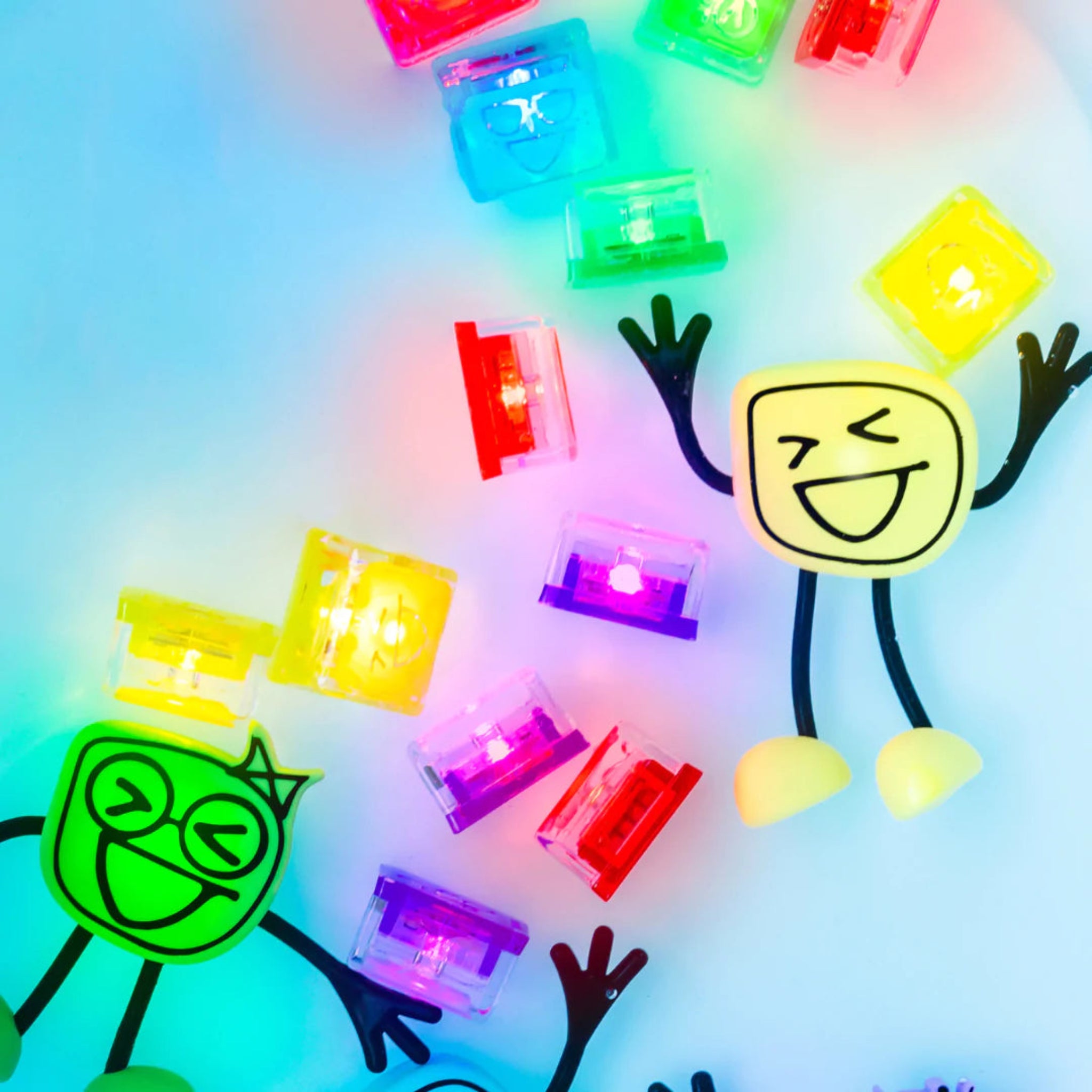 Glo Pals Water Activated Light Up Cubes