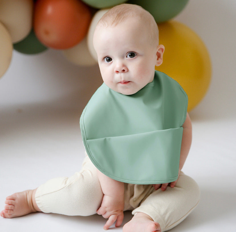 Sage | Snuggle Bib Waterproof
