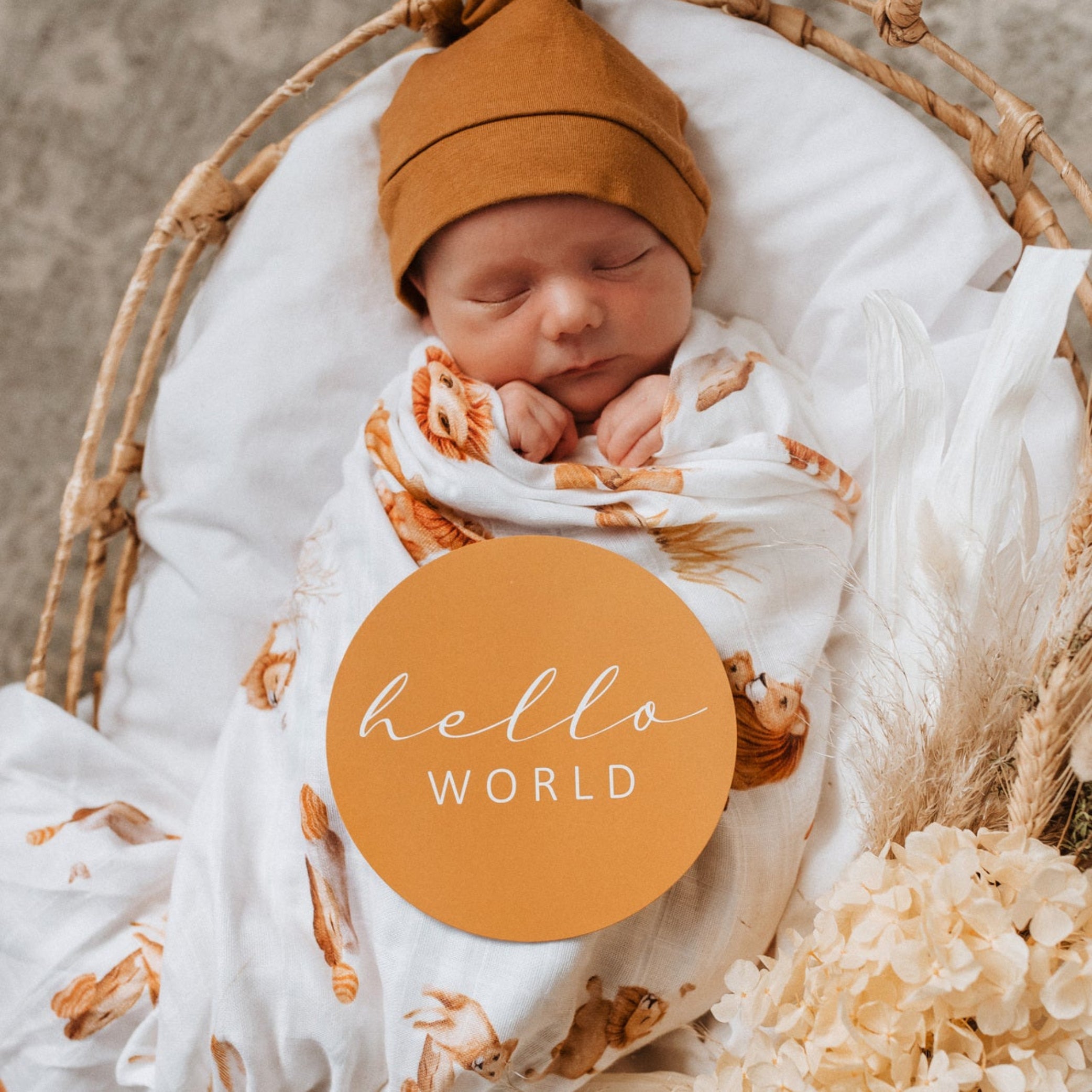 Lion Organic Muslin Wrap-Snuggle Hunny