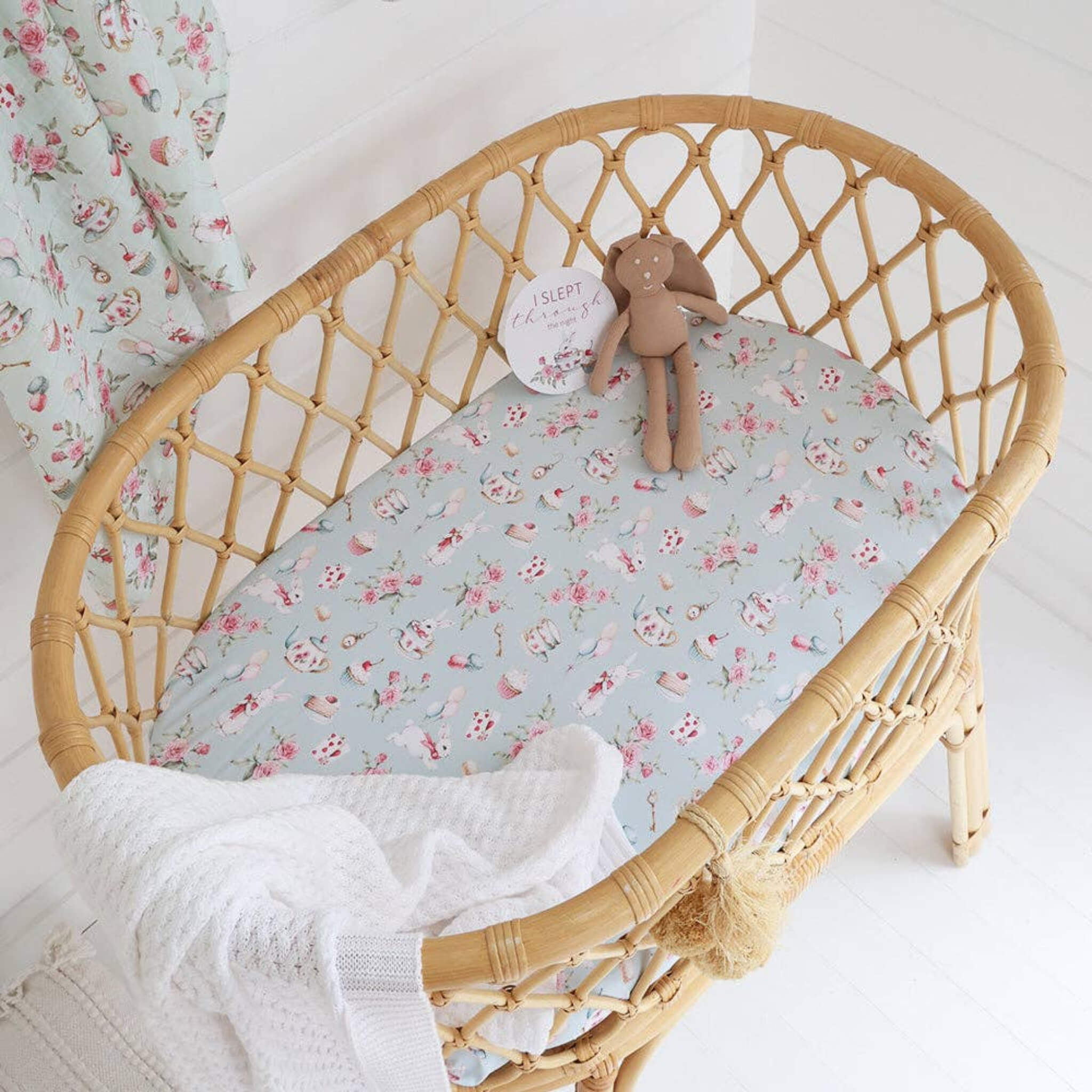 Bassinet Sheet / Change Pad Cover White Rabbit 