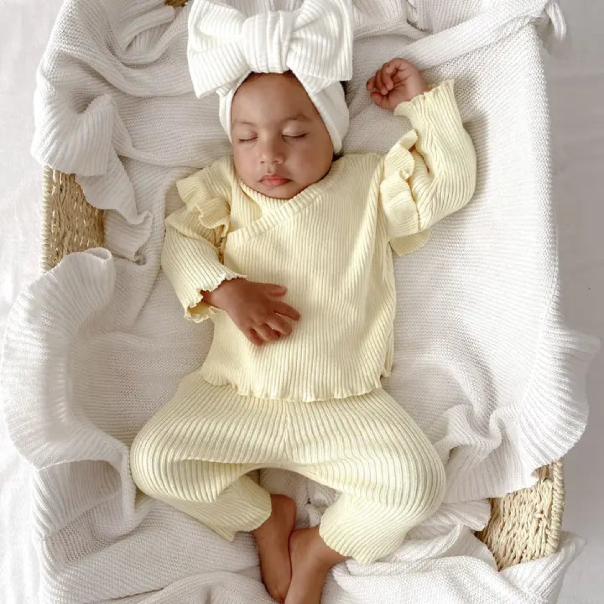 Knitted Baby Clothes